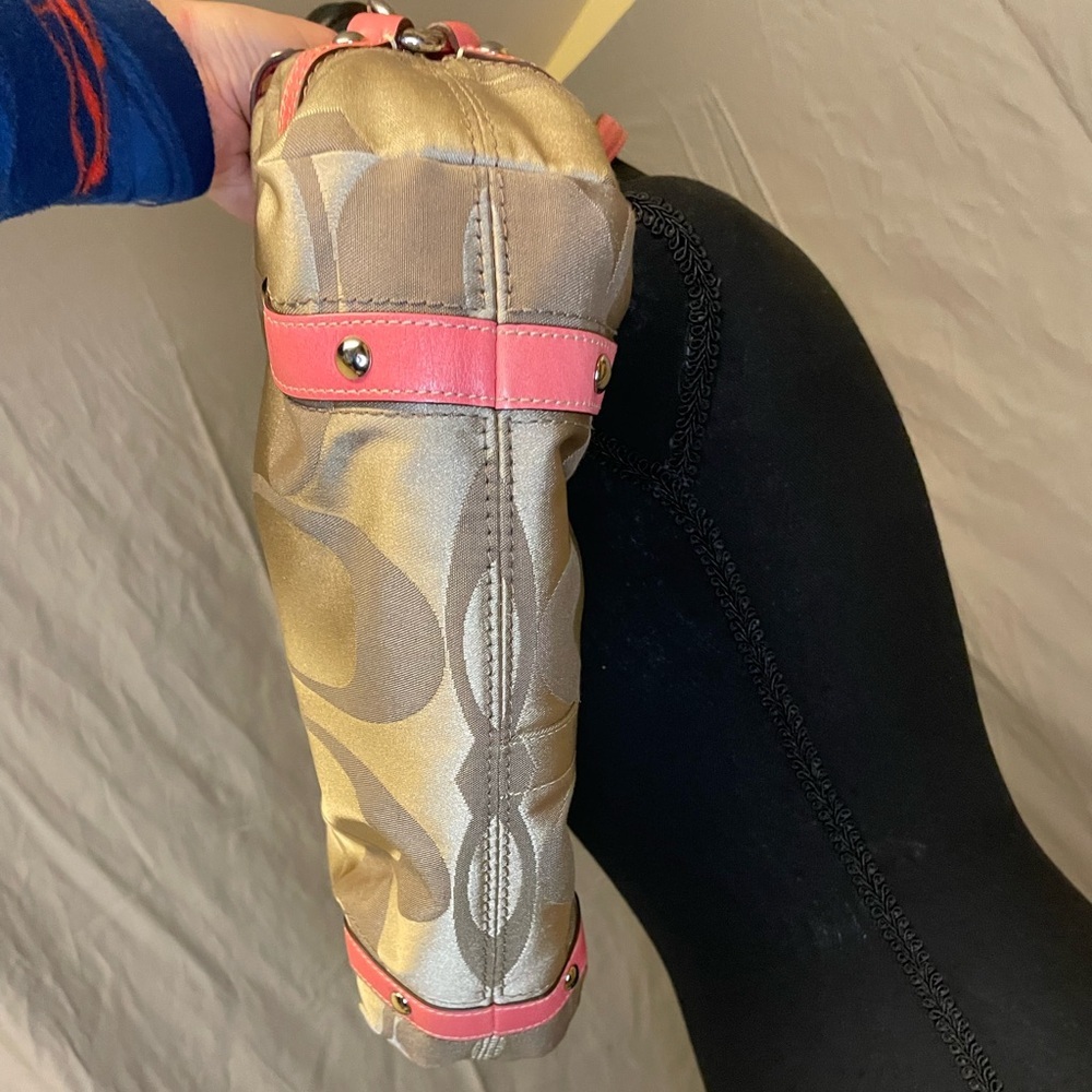 EUC Coach Carly Y2K 2008 Beige and Coral Shoulder Bag - Picture 10 of 16